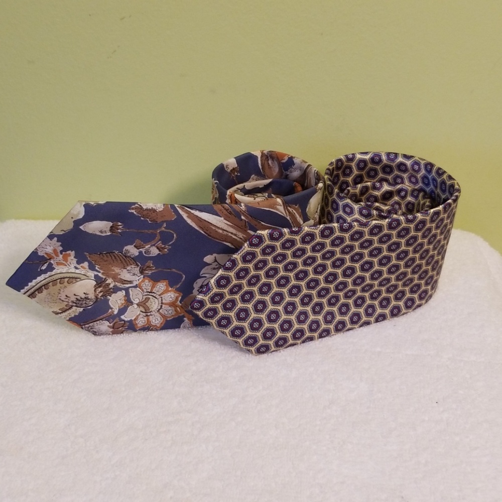 Italian Ties - Picture 2 of 6